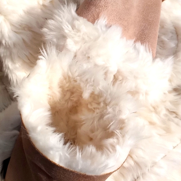 🔹️Donna Salyers - Picture 13 of 15